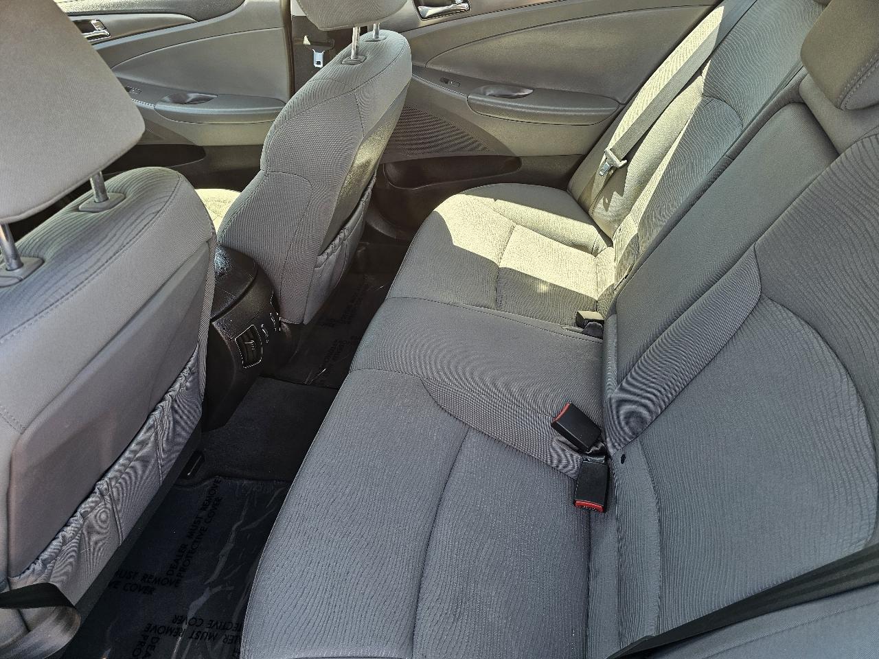 Hyundai Sonata Hybrid Sedan 2013