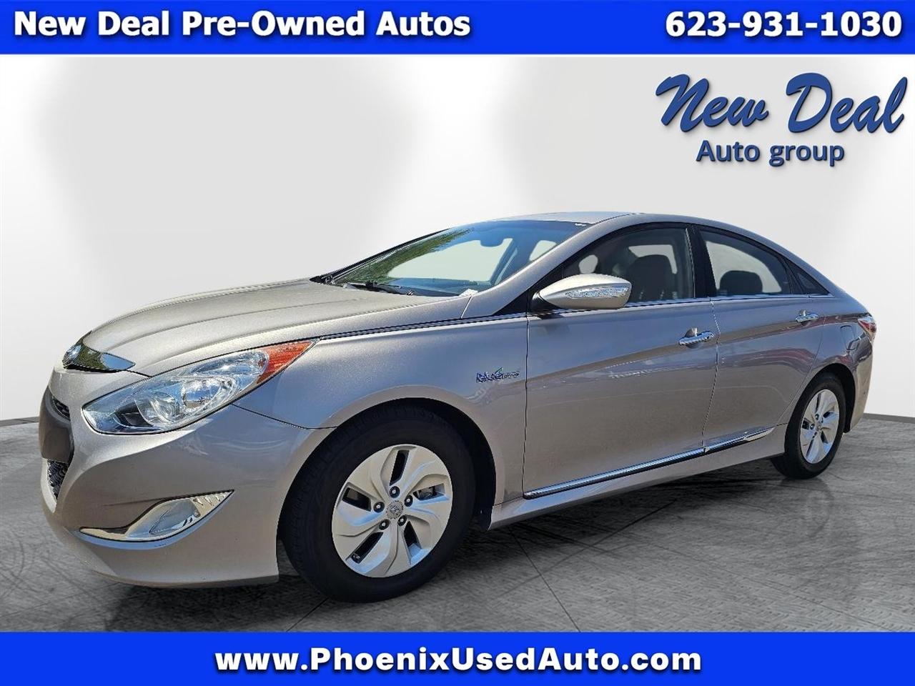 Hyundai Sonata Hybrid Sedan 2013