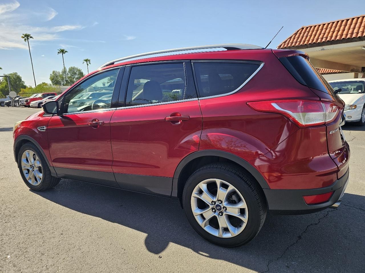 Ford Escape Titanium 4WD 2015