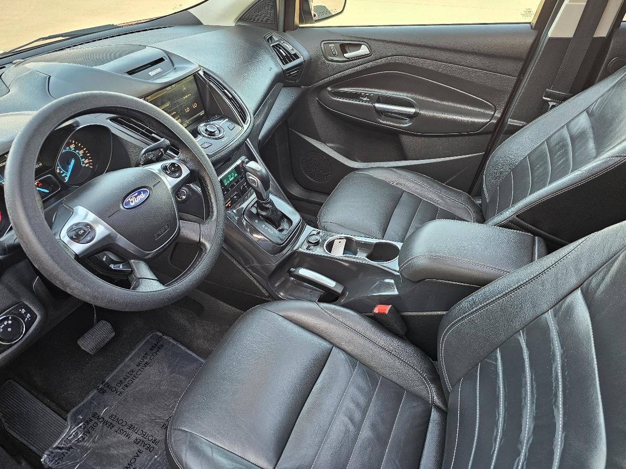 Ford Escape Titanium 4WD 2015