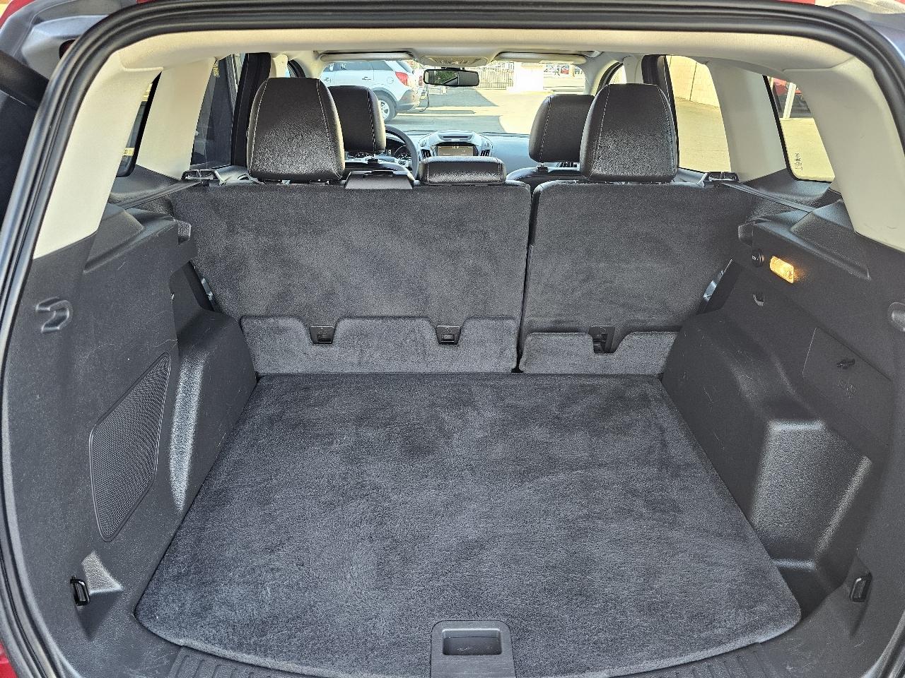 Ford Escape Titanium 4WD 2015