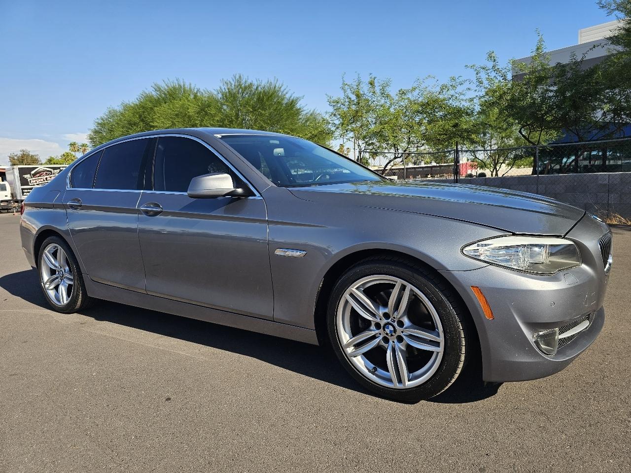 2011 BMW 5-Series 528i