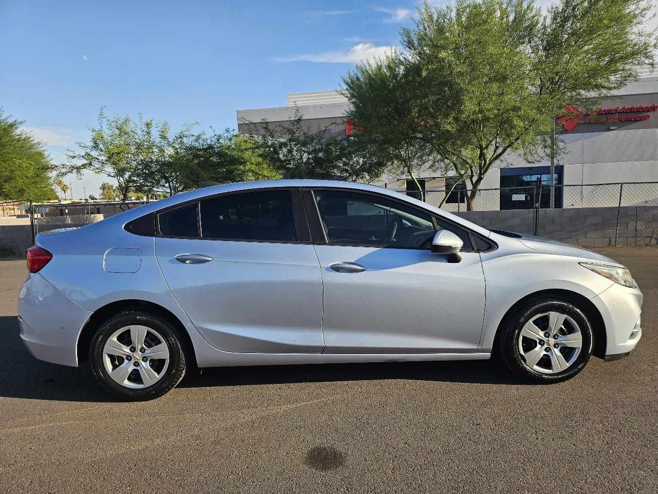 Chevrolet Cruze LS Auto 2018