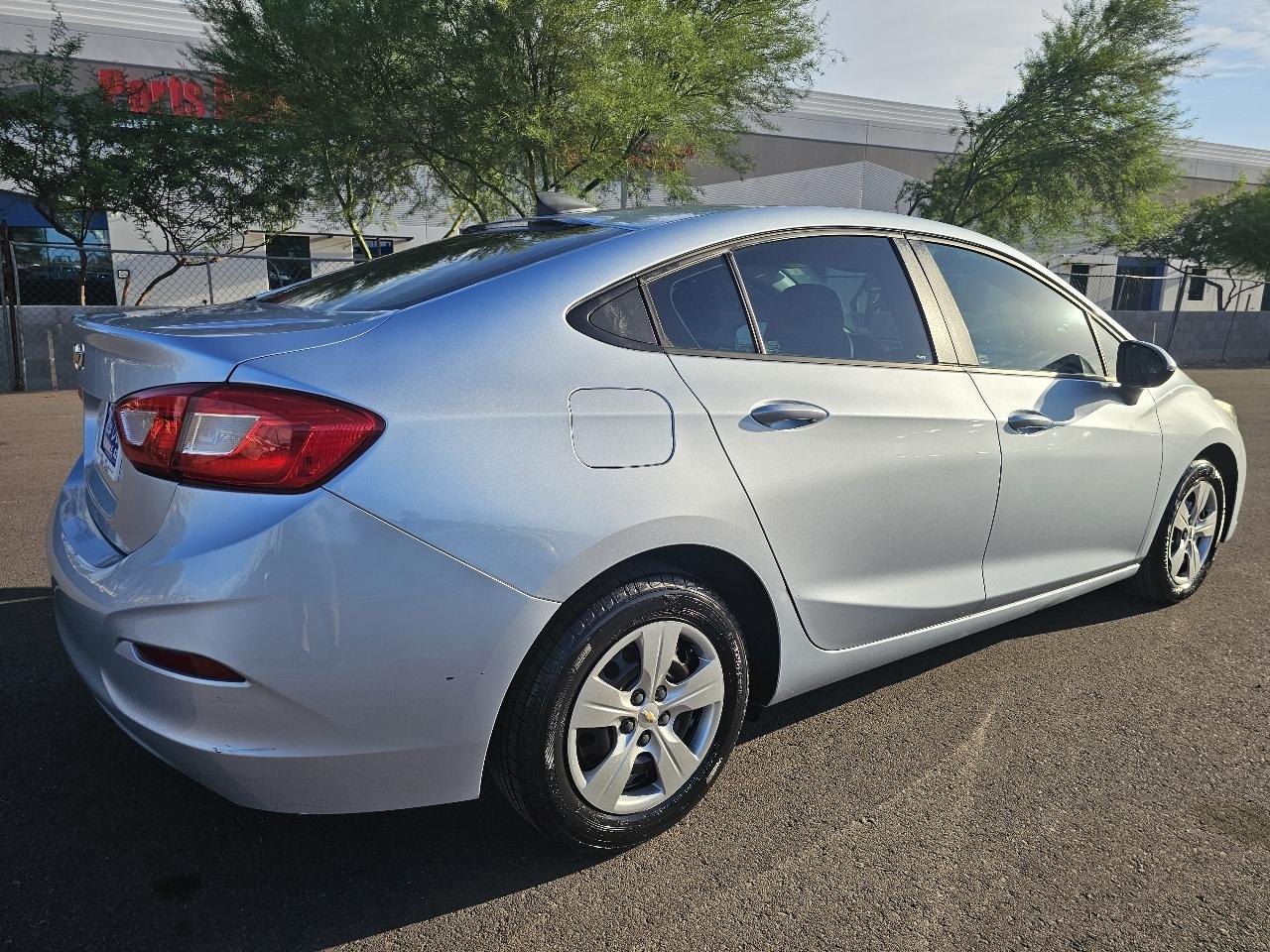 Chevrolet Cruze LS Auto 2018