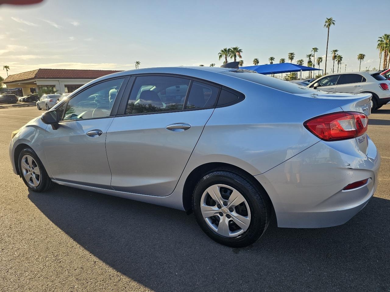 Chevrolet Cruze LS Auto 2018