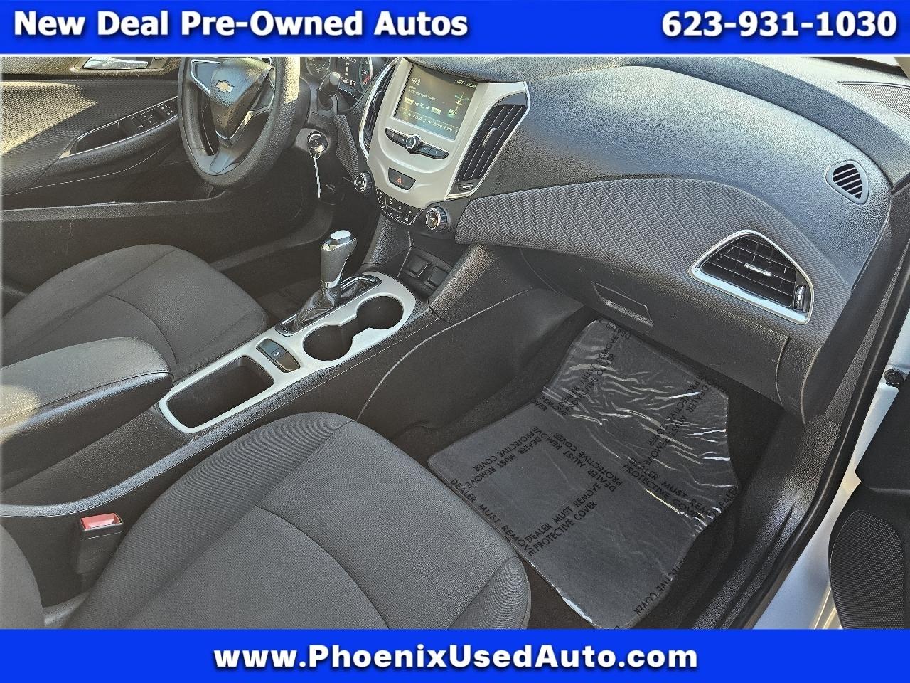 Chevrolet Cruze LS Auto 2018