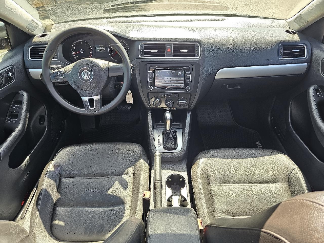 Volkswagen Jetta SE 2013