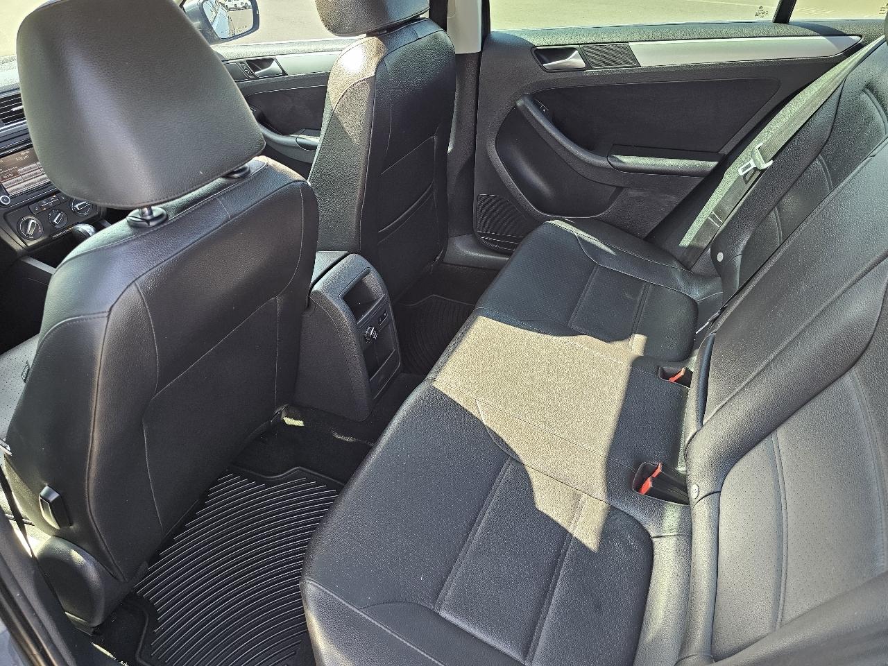 Volkswagen Jetta SE 2013