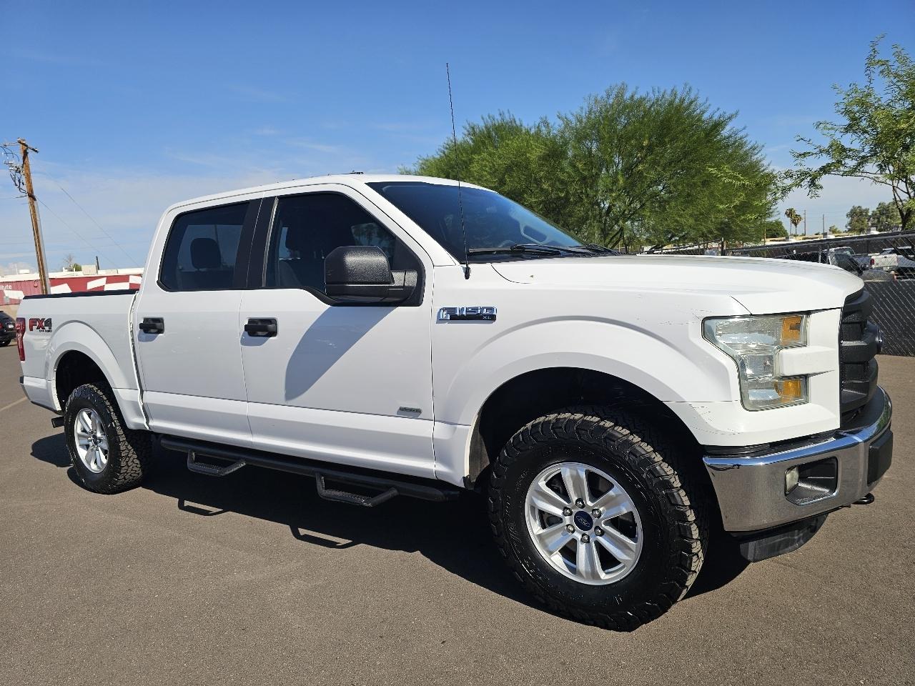 Ford F-150 XL SuperCrew 4WD 2015