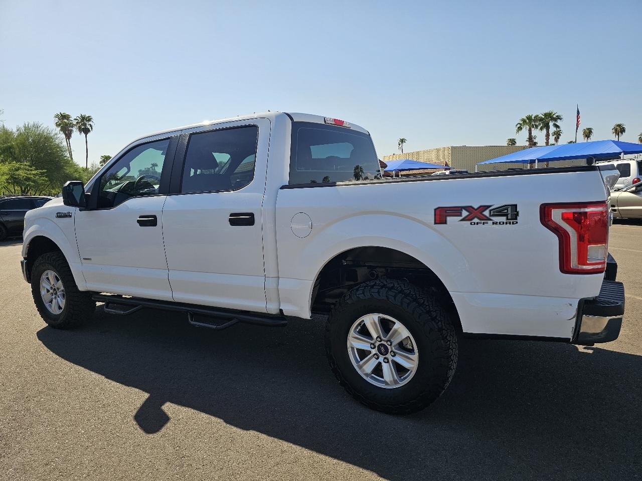Ford F-150 XL SuperCrew 4WD 2015