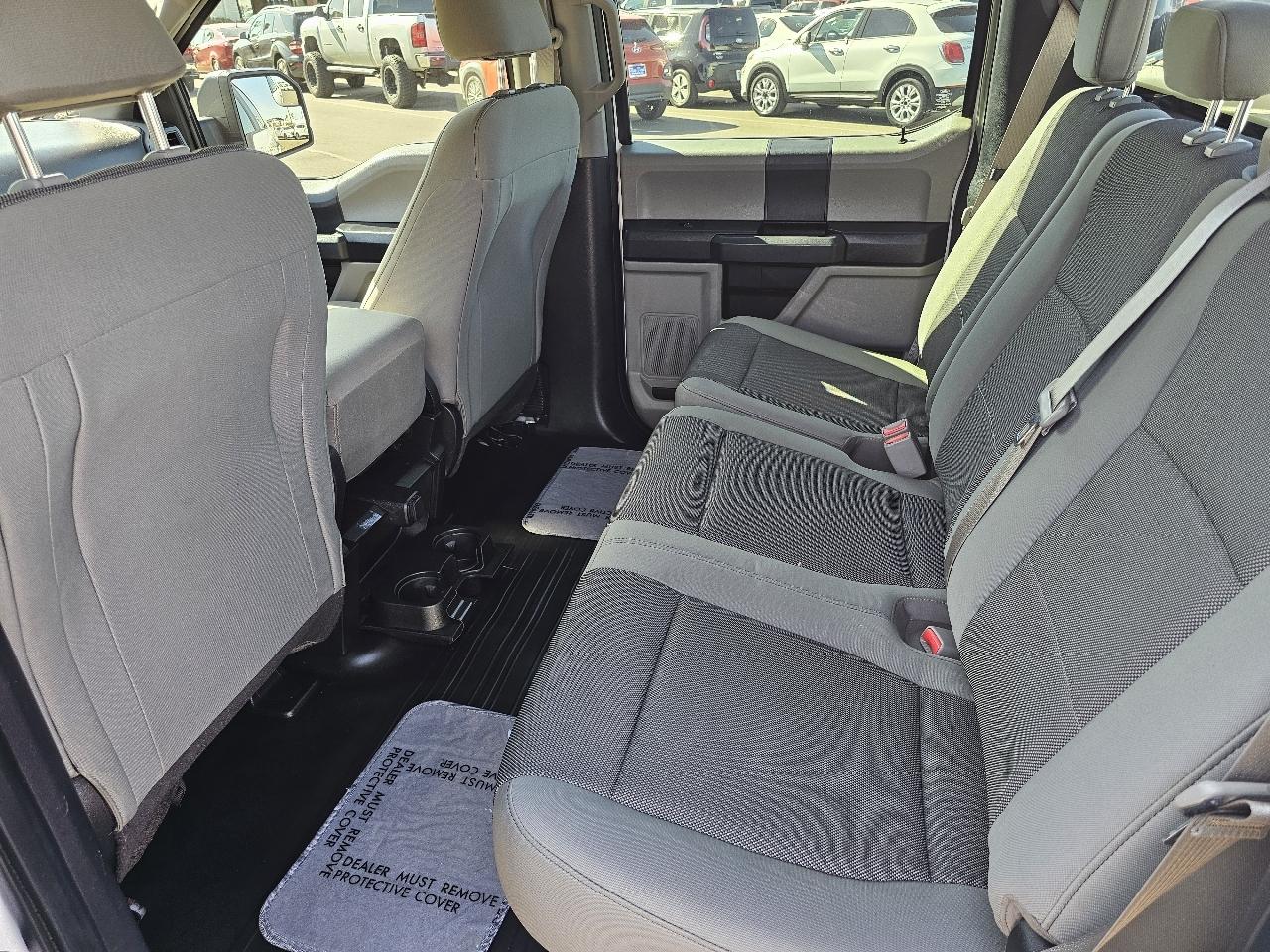 Ford F-150 XL SuperCrew 4WD 2015