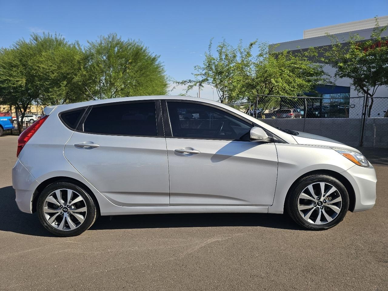 Hyundai Accent Sport 5-Door 6M 2016