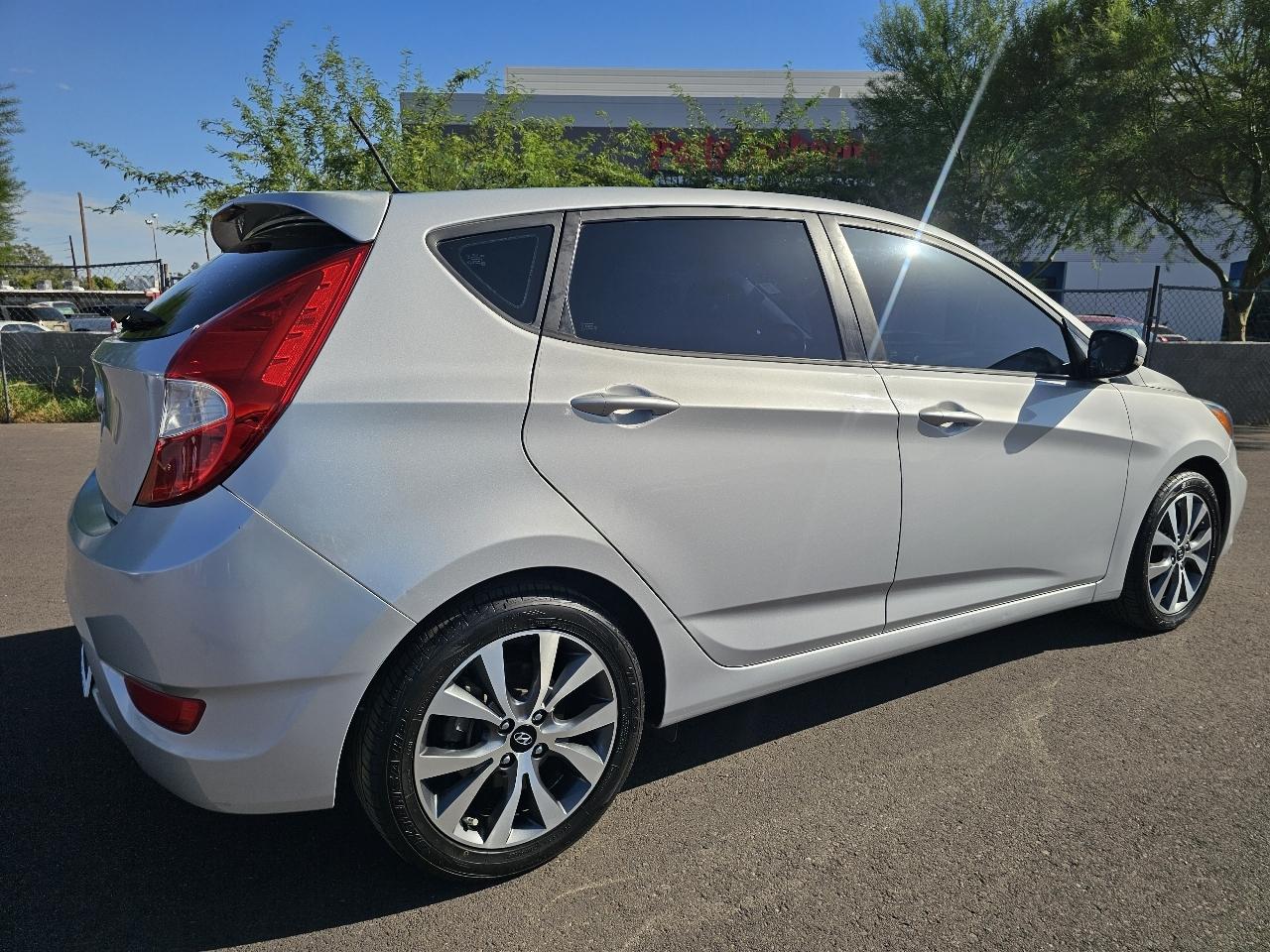 Hyundai Accent Sport 5-Door 6M 2016