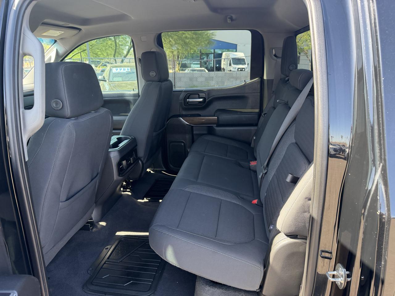 Chevrolet Silverado 1500 2WD Crew Cab 147" RST 2020