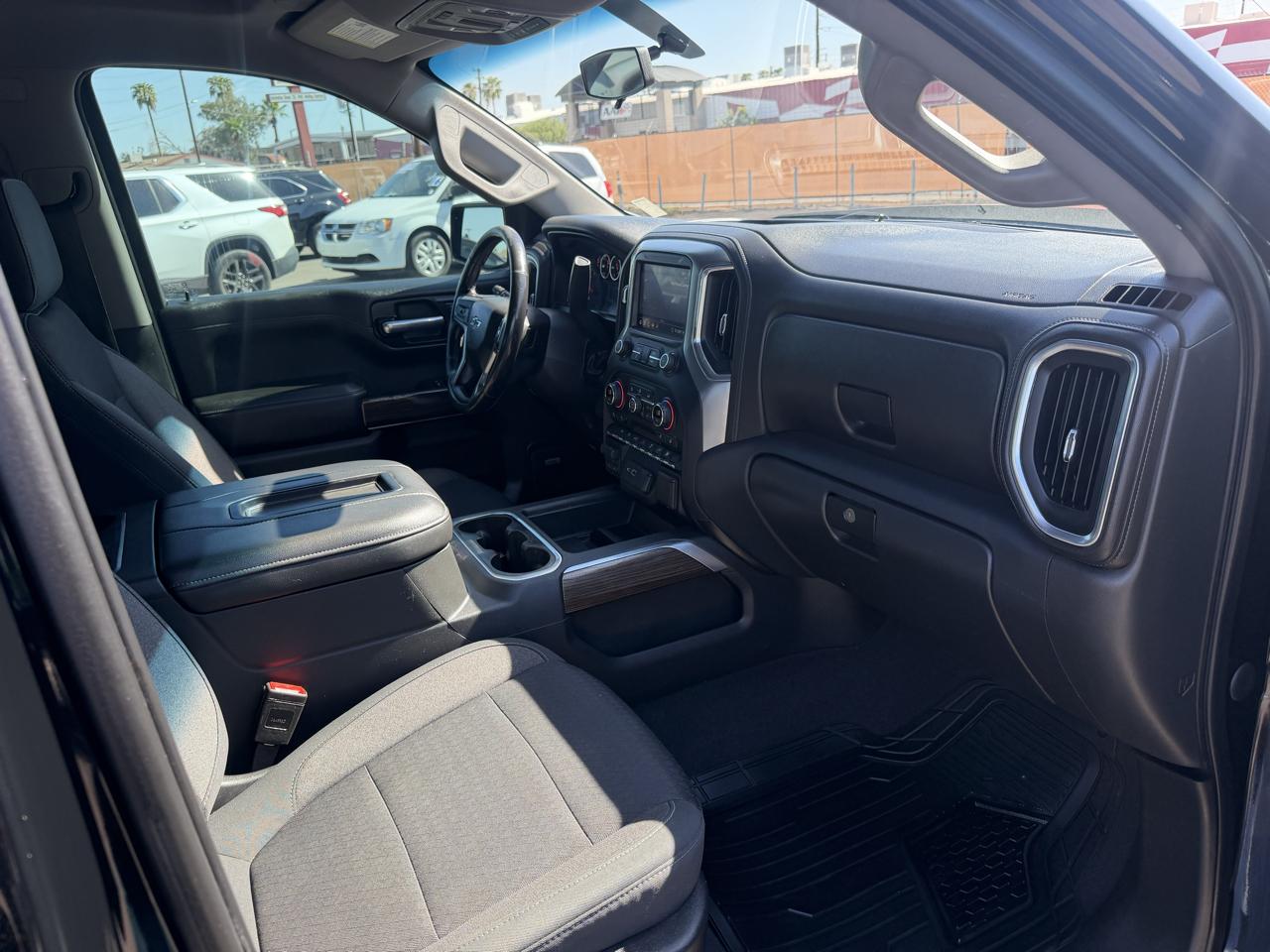 Chevrolet Silverado 1500 2WD Crew Cab 147" RST 2020