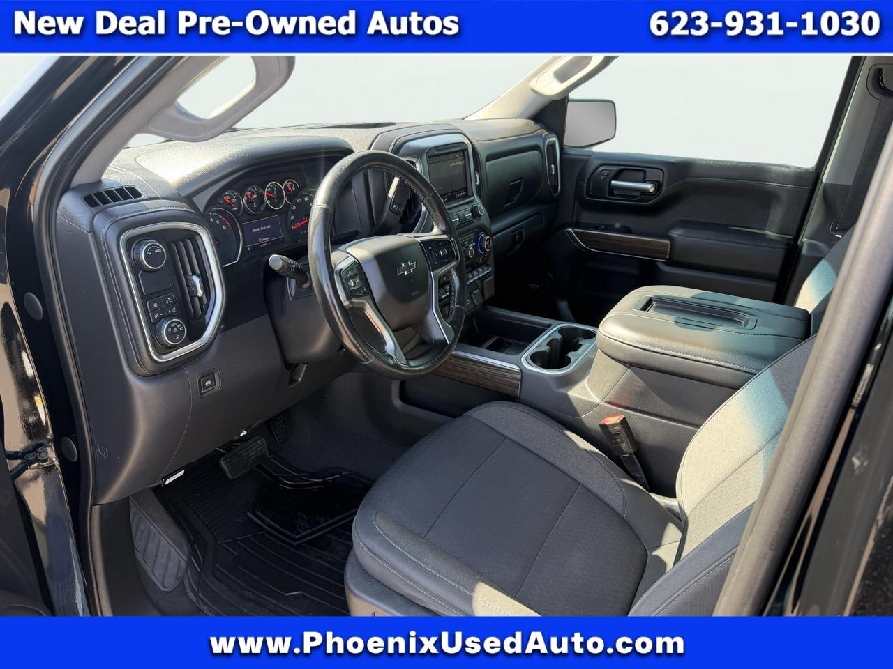 Chevrolet Silverado 1500 2WD Crew Cab 147" RST 2020