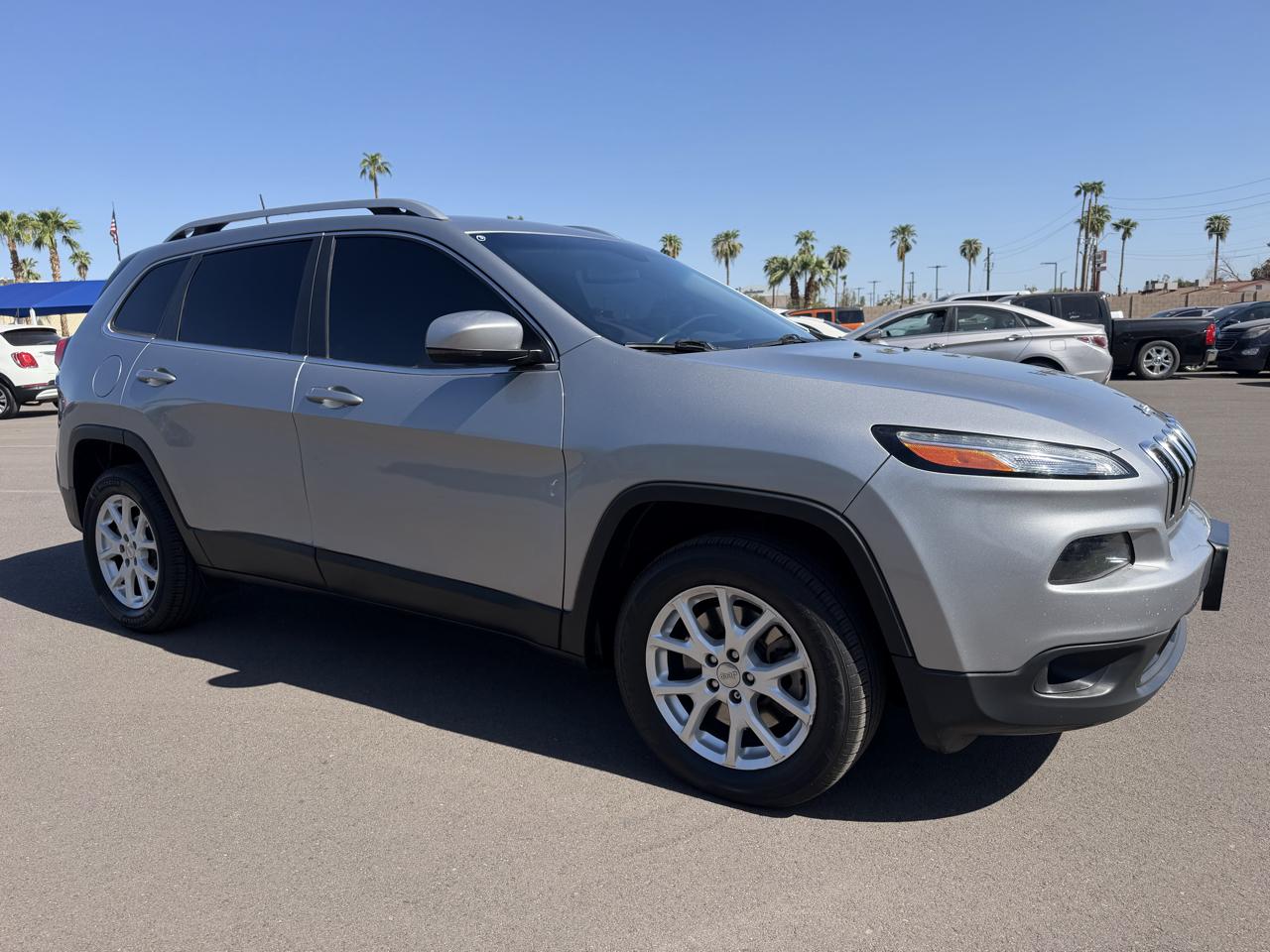Jeep Cherokee Latitude FWD 2017