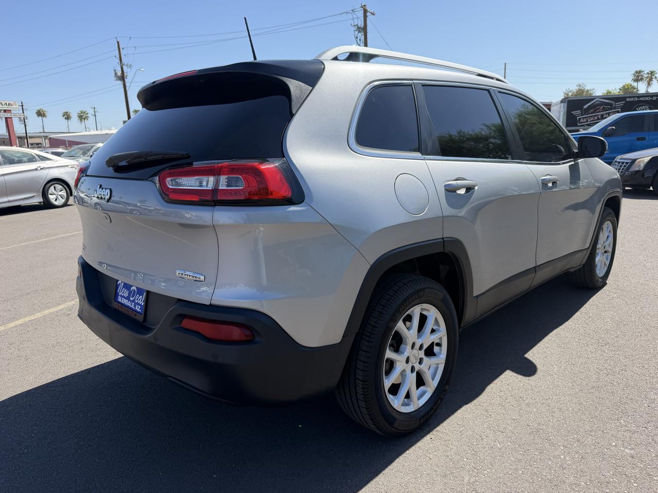 Jeep Cherokee Latitude FWD 2017