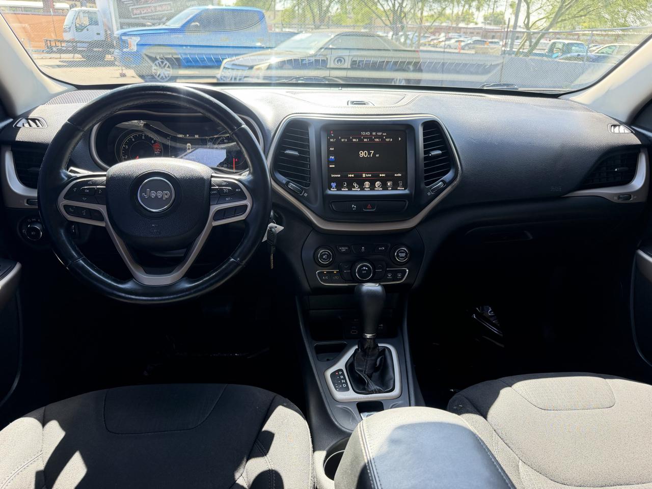 Jeep Cherokee Latitude FWD 2017