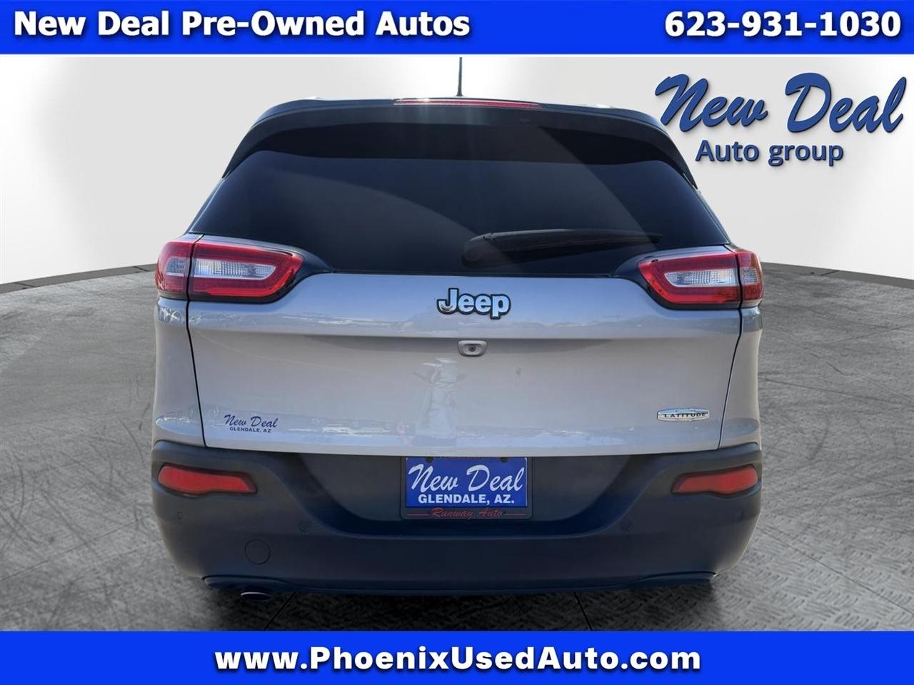 Jeep Cherokee Latitude FWD 2017