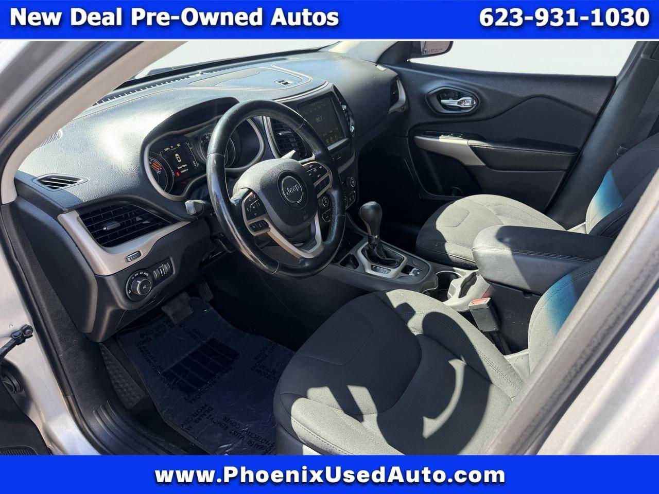 Jeep Cherokee Latitude FWD 2017