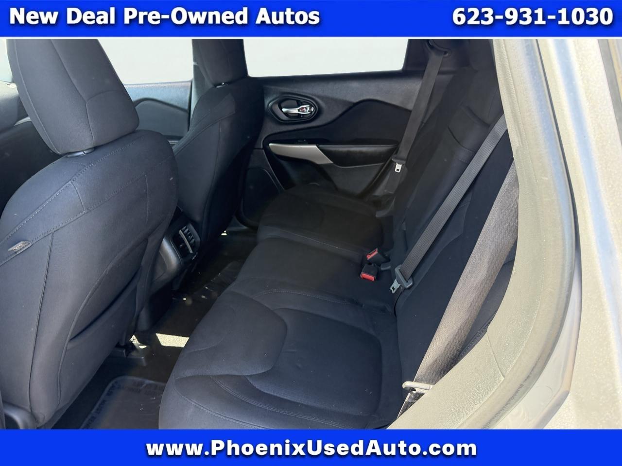Jeep Cherokee Latitude FWD 2017