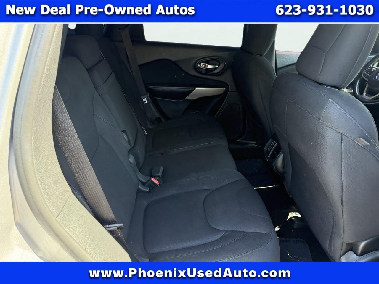 Jeep Cherokee Latitude FWD 2017