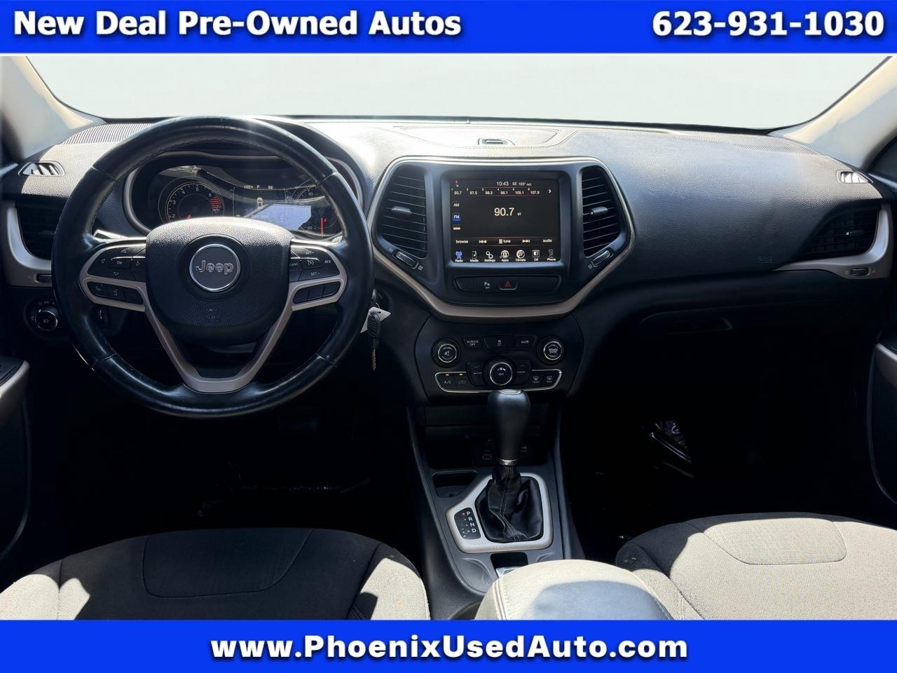 Jeep Cherokee Latitude FWD 2017