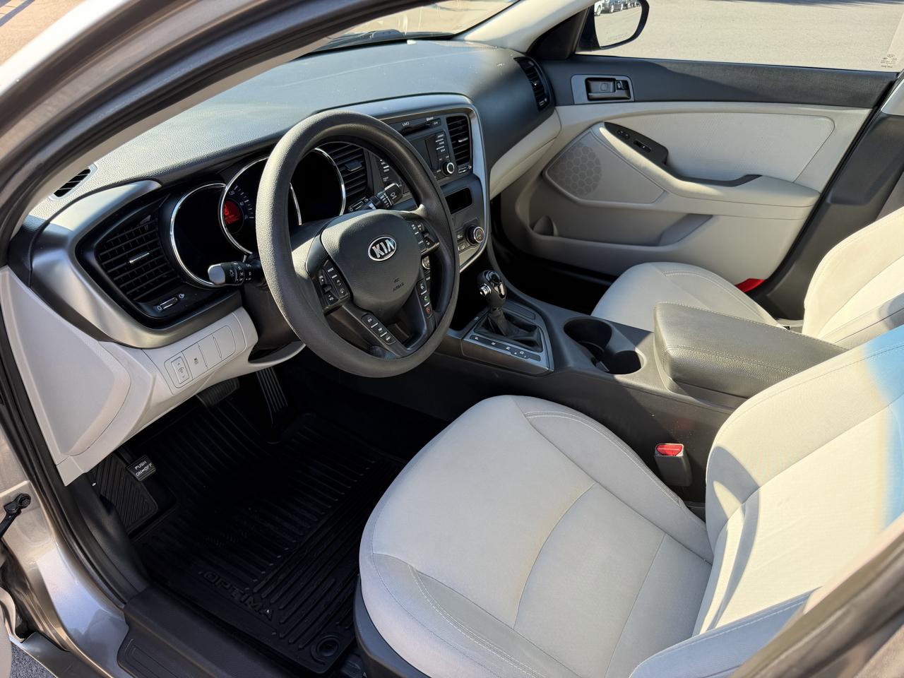 Kia Optima LX 2013