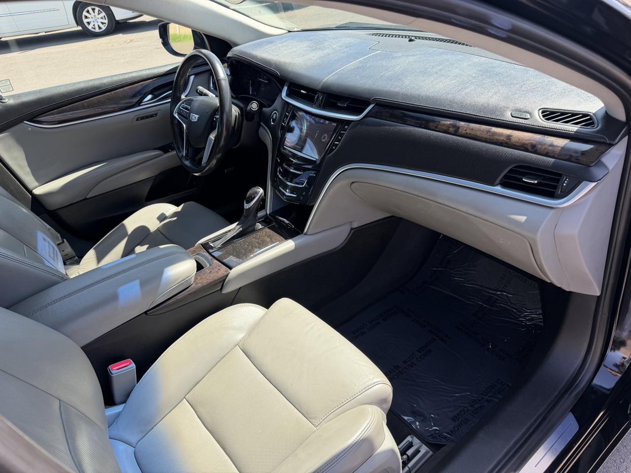 Cadillac XTS Luxury FWD 2017