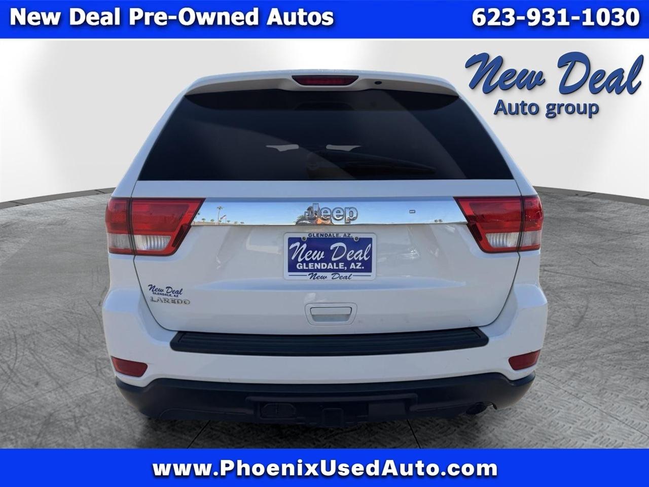 Jeep Grand Cherokee Laredo 2WD 2012