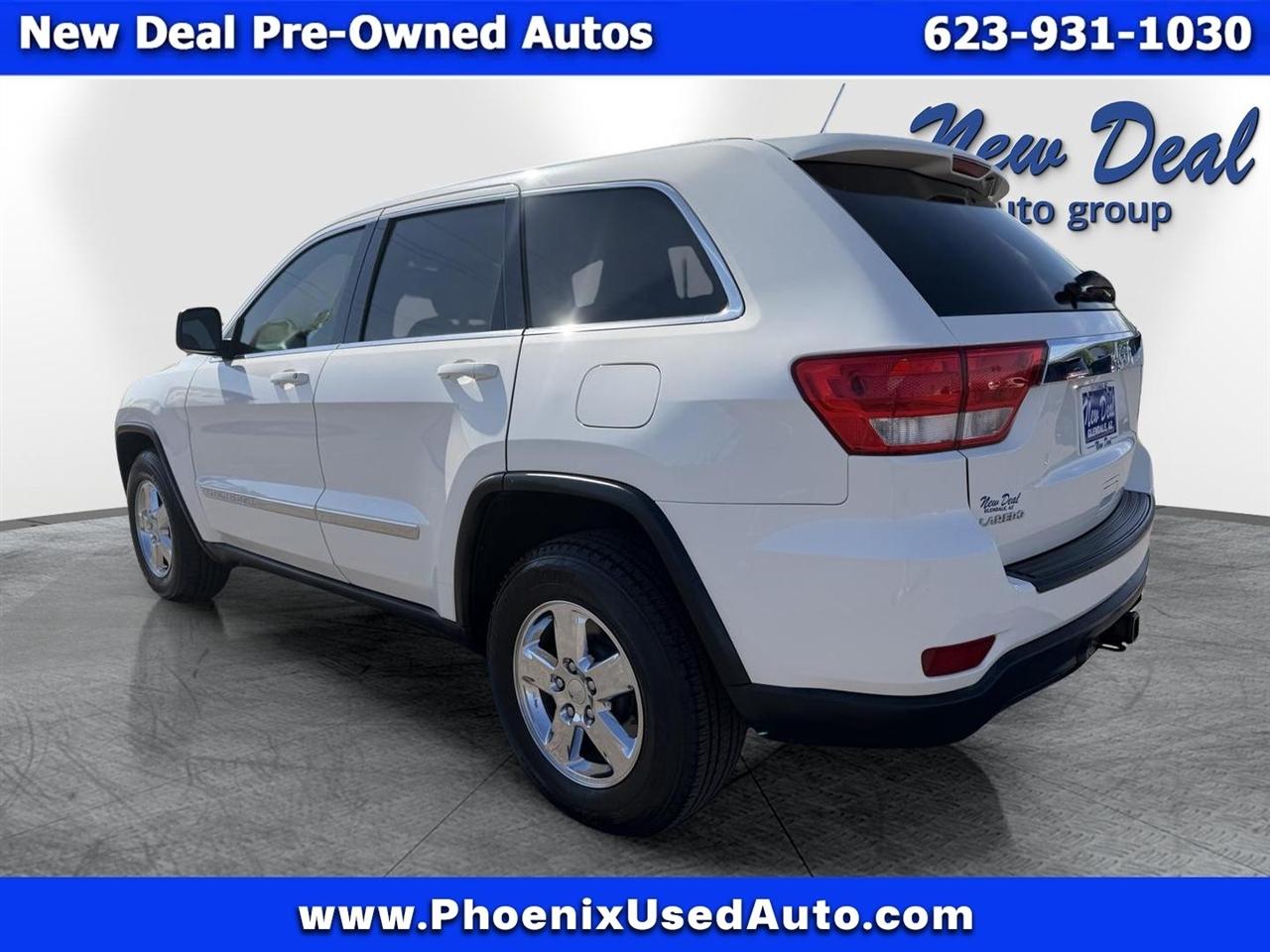Jeep Grand Cherokee Laredo 2WD 2012