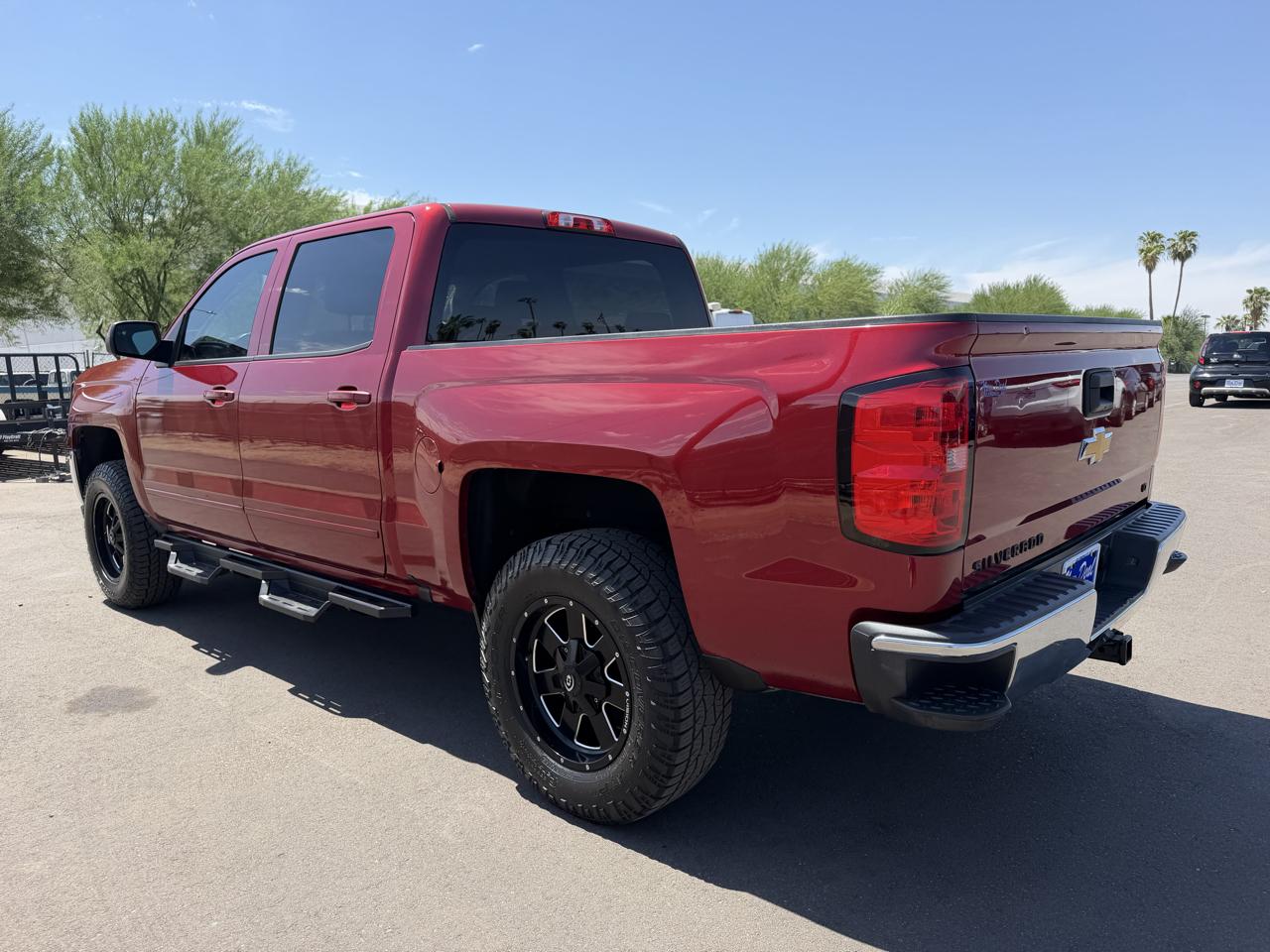 Chevrolet Silverado 1500 2WD Crew Cab 143.5" LT 2018