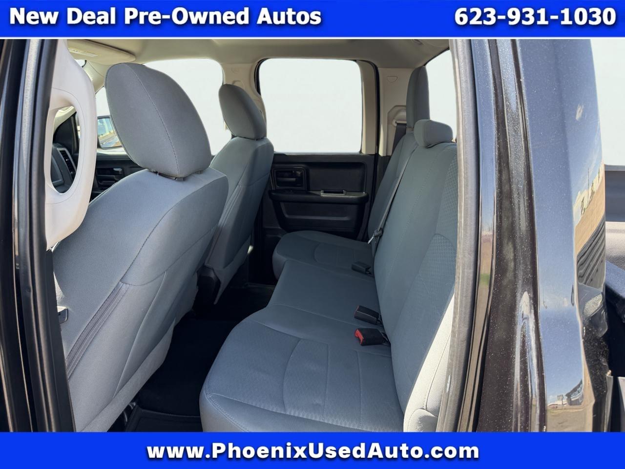 RAM 1500 4WD Crew Cab 140.5" Tradesman 2017