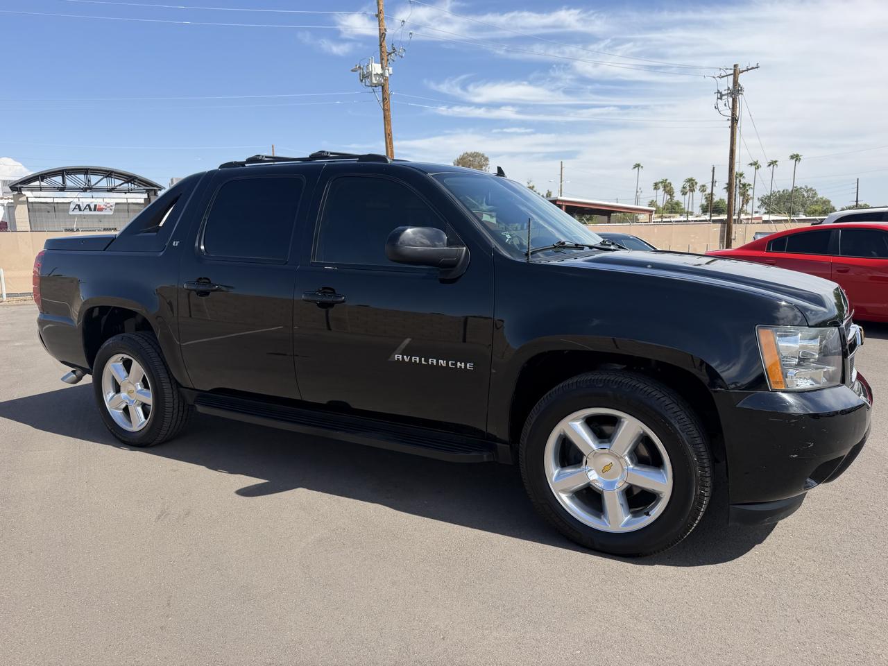 Chevrolet Avalanche LT 2WD 2012