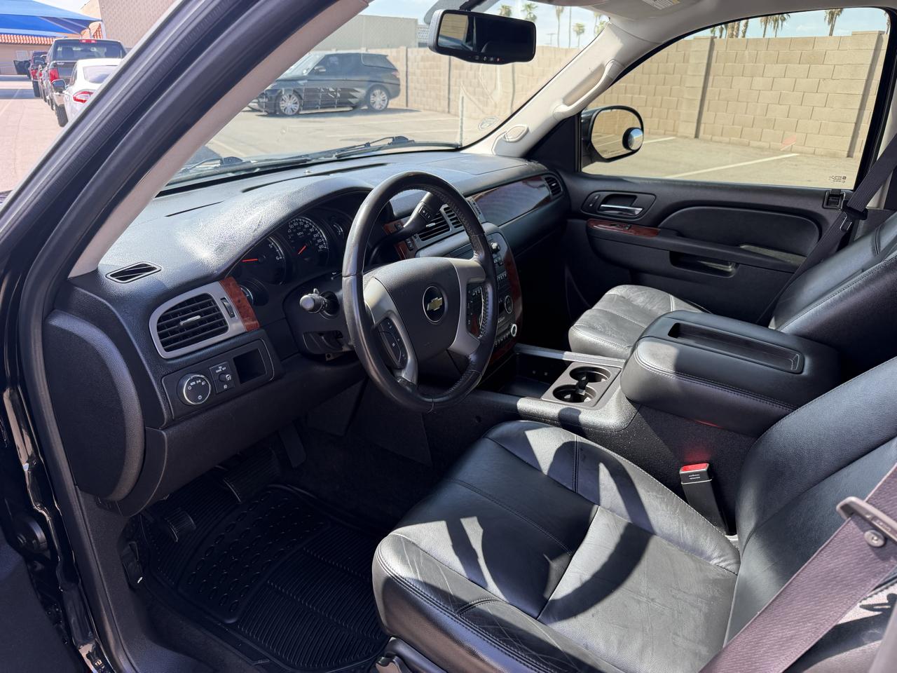 Chevrolet Avalanche LT 2WD 2012