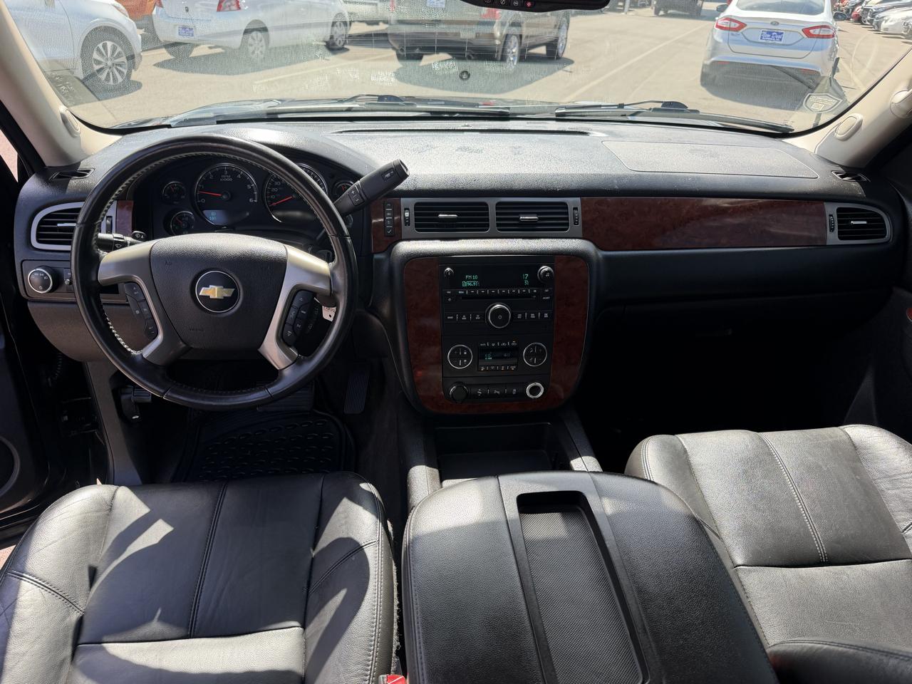 Chevrolet Avalanche LT 2WD 2012