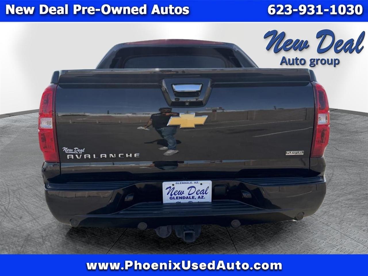 Chevrolet Avalanche LT 2WD 2012