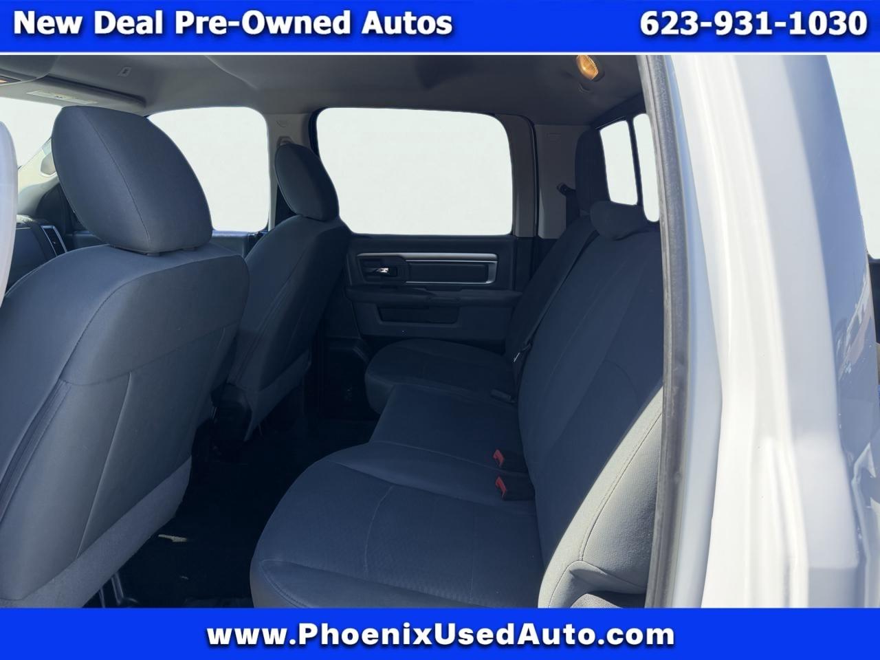 RAM 1500 2WD Crew Cab 140.5" SLT 2017
