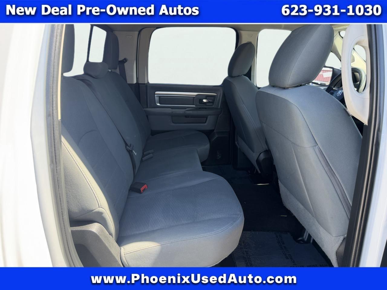 RAM 1500 2WD Crew Cab 140.5" SLT 2017