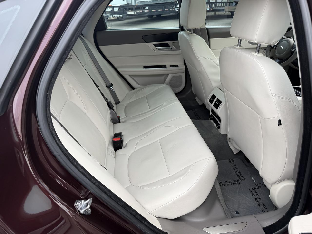 Jaguar XF-Series 35t Premium 2017