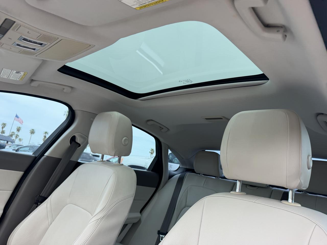 Jaguar XF-Series 35t Premium 2017