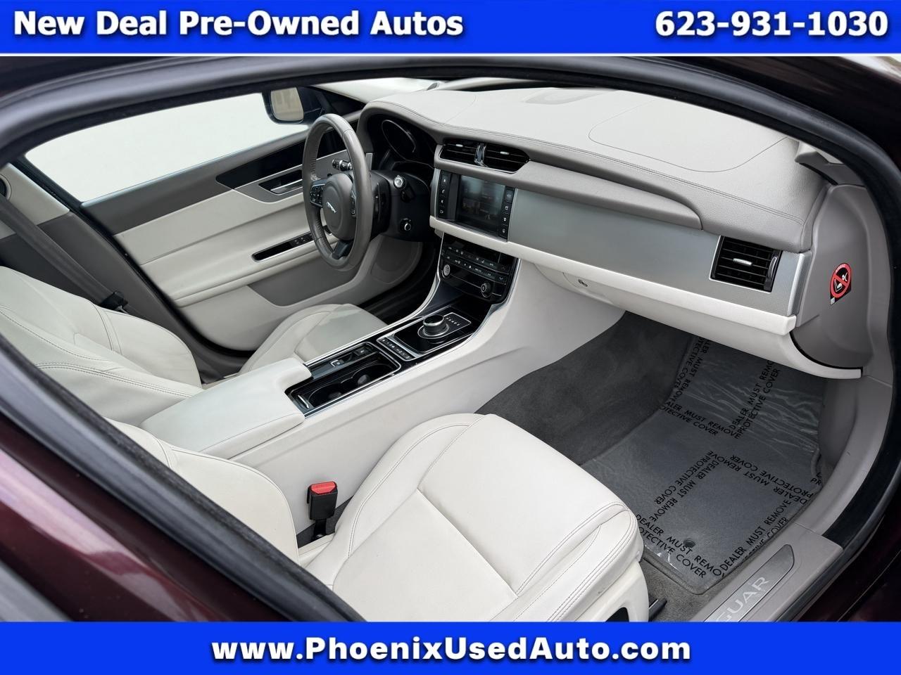 Jaguar XF-Series 35t Premium 2017