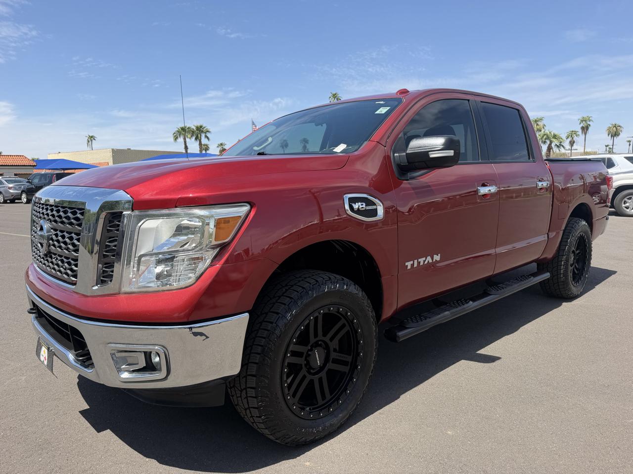 Nissan Titan Platinum Reserve Crew Cab 4WD 2017