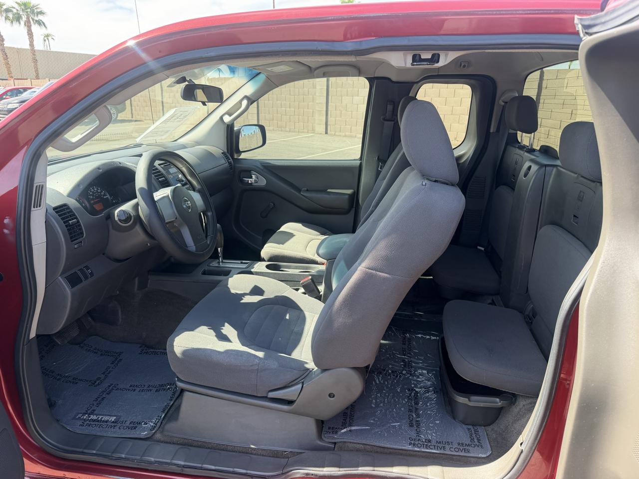 Nissan Frontier 2WD King Cab I4 Auto S 2013