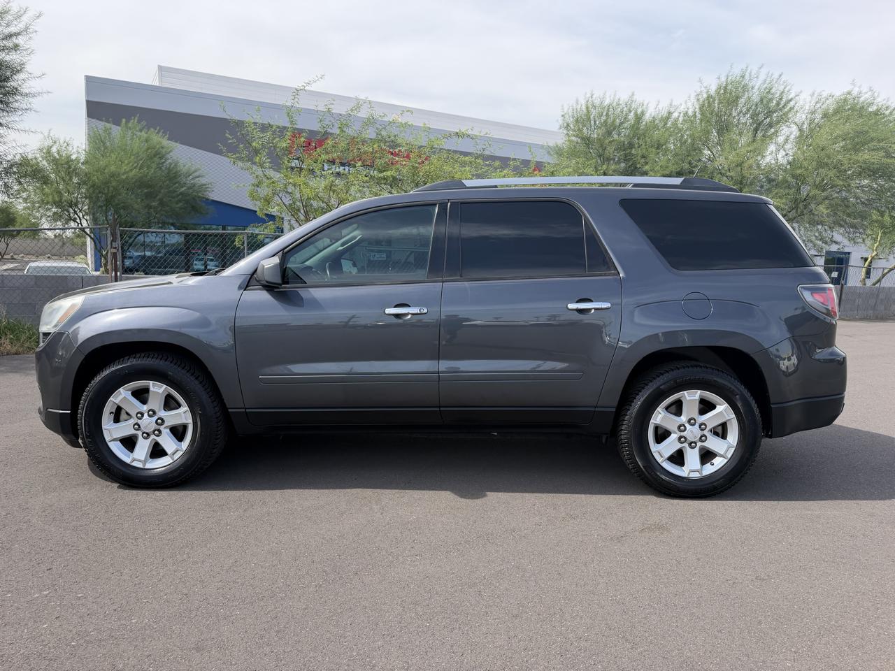 GMC Acadia SLE-1 FWD 2014