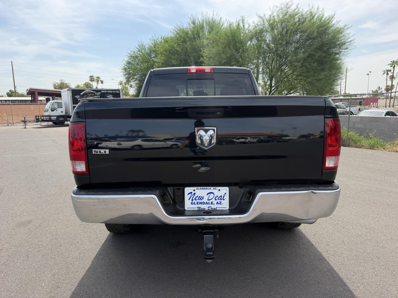 RAM 1500 2WD Crew Cab 140.5" SLT 2011