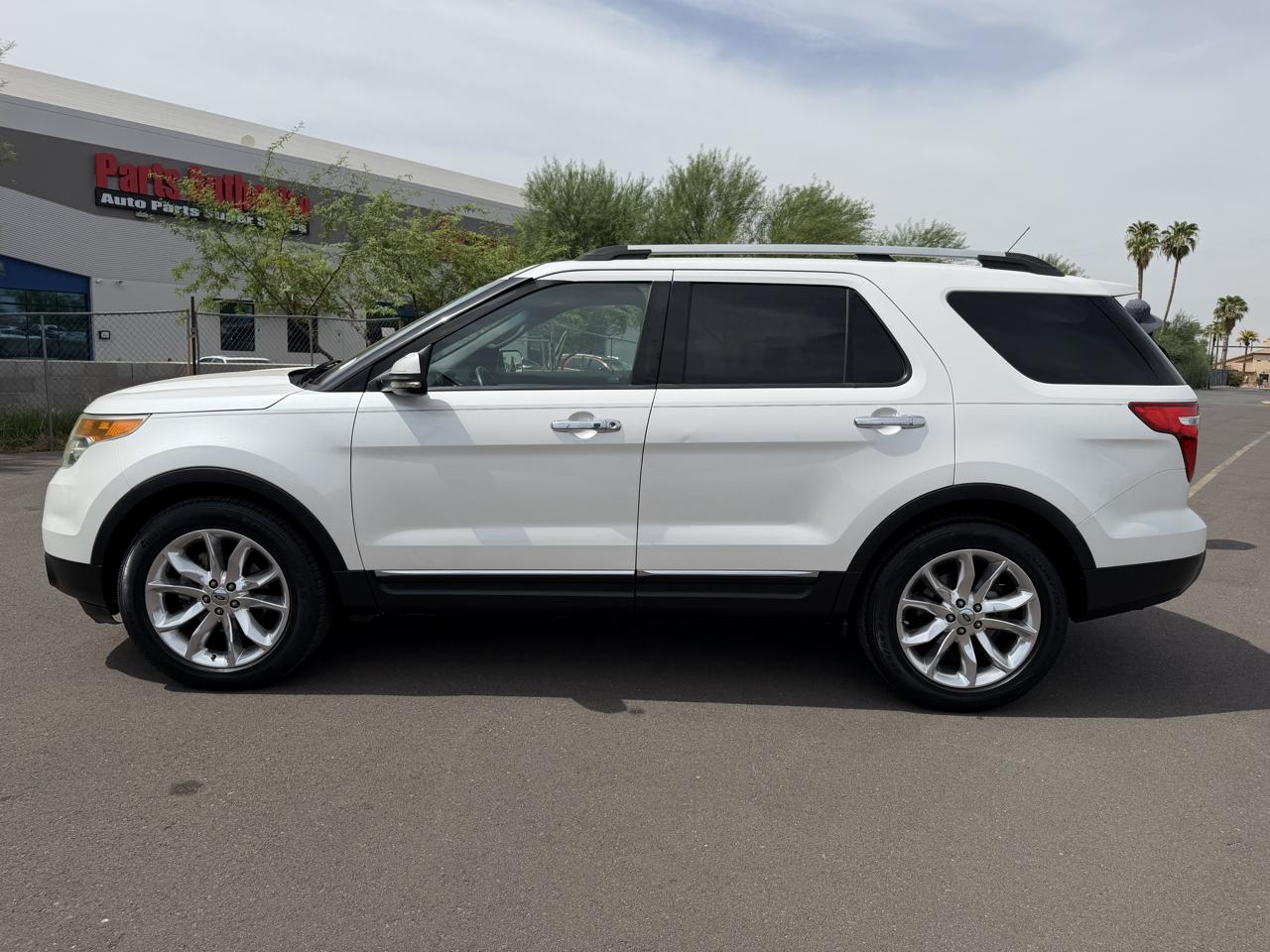 Ford Explorer Limited FWD 2011