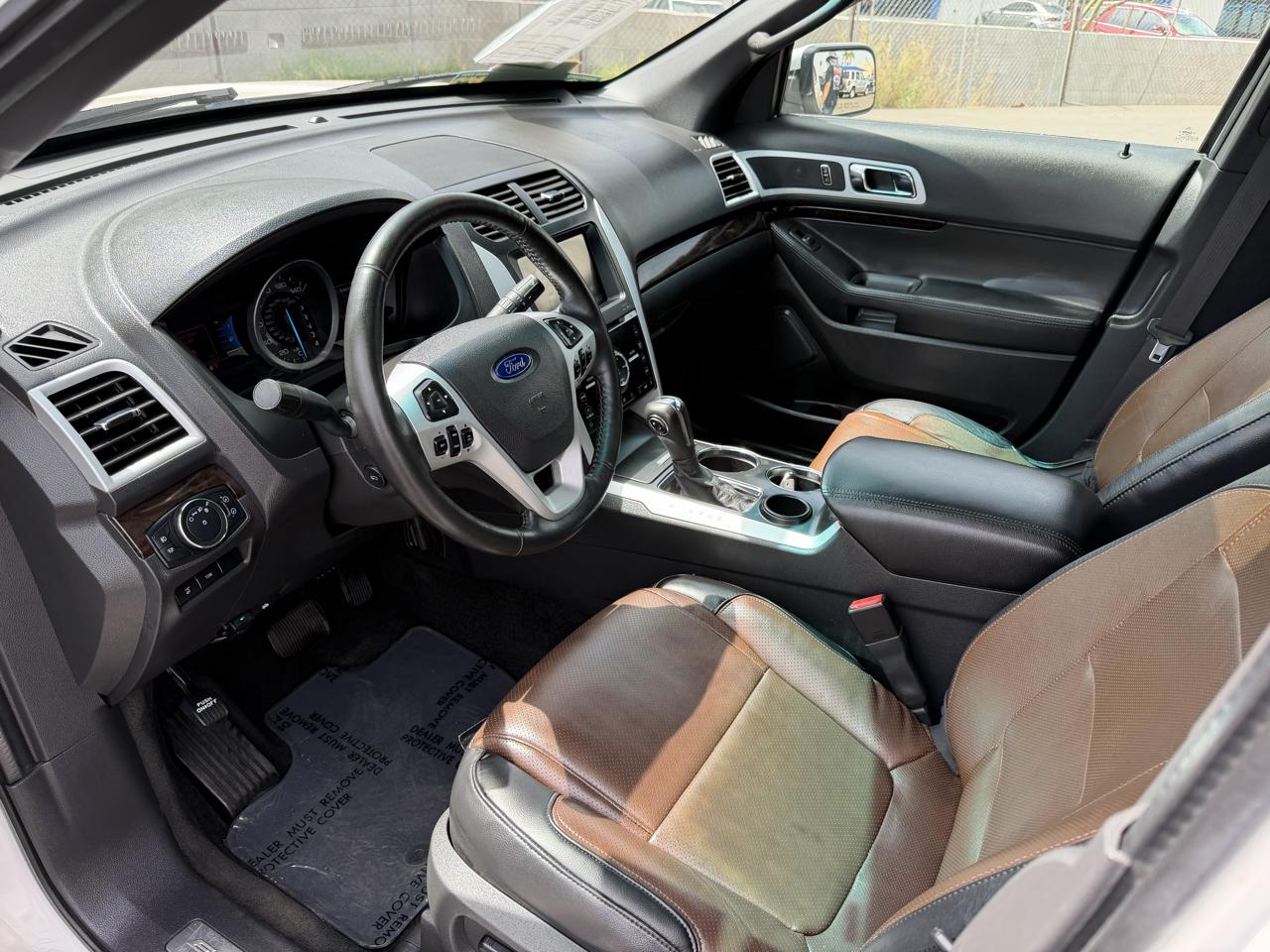 Ford Explorer Limited FWD 2011