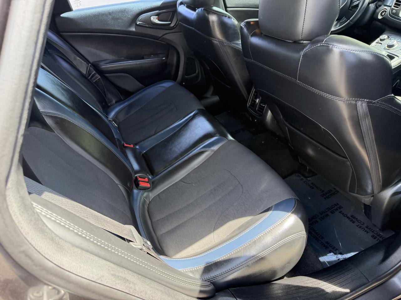 Chrysler 200 S 2015